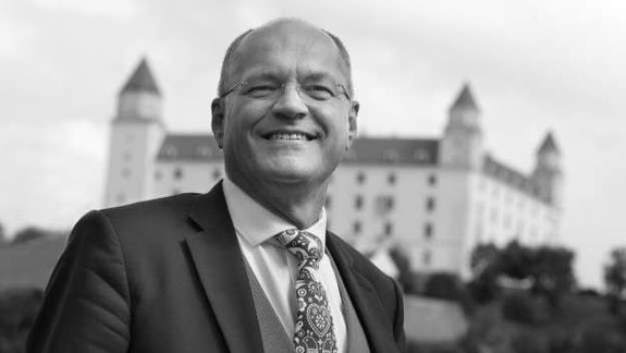 Tragická dopravná nehoda na Búdkovej ulici: Vyhasol život profesora Veliča