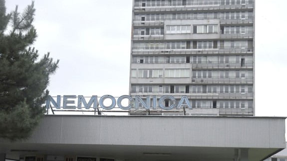 Nezodpovedná lekárka: Dvadsať zamestnancov nemocnice v Ružinove je v karanténe, prišli do kontaktu s nakazeným