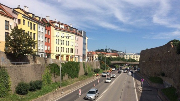 Na Staromestskej inštalujú nové stožiare verejného osvetlenia