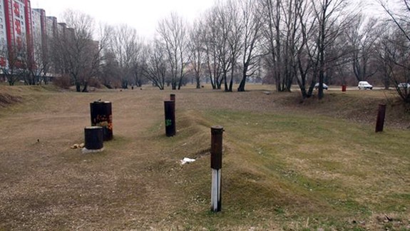 Štvorprúdovú cestu v Petržalke nechce už 7500 ľudí