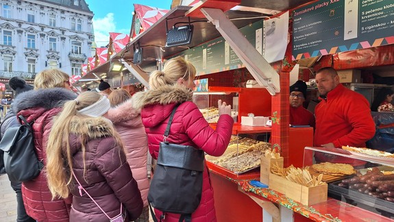 Vianočné trhy budú po prestávke počas sviatkov otvorené do Silvestra