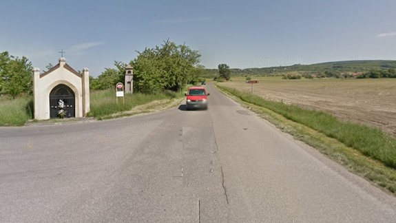 Po oboch stranách cesty medzi Mariankou a Záhorskou Bystricou povedie cyklotrasa