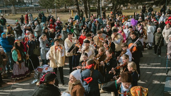 Tip na sobotu: Valentínska Petržalka prinesie fašiangové oslavy aj oldies party na ľade.