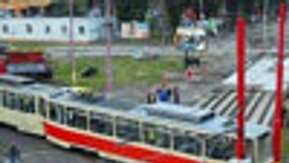 Vykoľajila sa električka, päť osôb sa zranilo