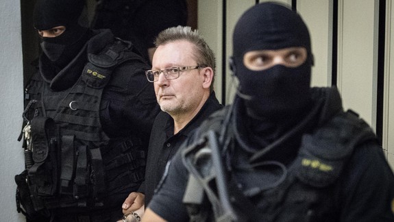 Najvyšší súd zrušil rozsudok v prípade doživotne odsúdeného bossa sýkorovcov