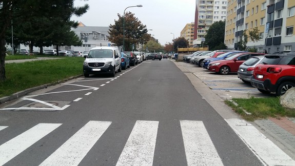 Obyvatelia Pifflovej: Pre 50 metrov budeme obchádzať celé sídlisko!