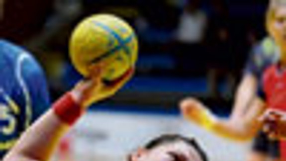 Hádzanárky ŠKP prišlo povzbudiť tisíc fanúšikov