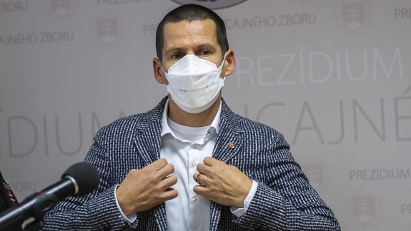 V prípade vyhrážok redaktorke RTVS máme podozrivú osobu, uviedol policajný prezident Hamran