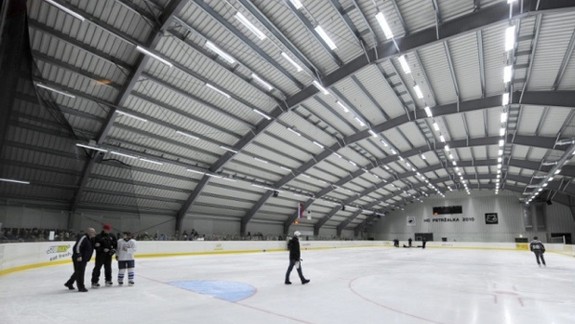 Petržalčania sa chcú korčuľovať, budú sa môcť opäť od októbra