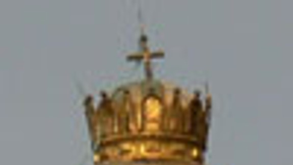 V pondelok vystavia zrenovovanú repliku koruny