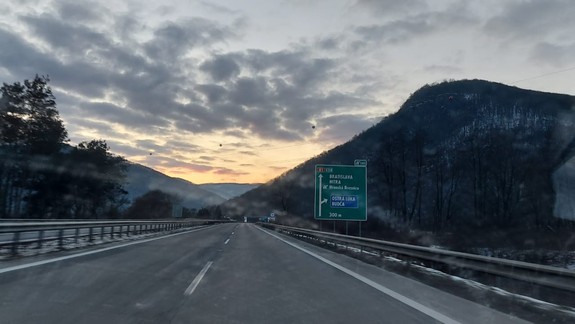 Prejdete? Vyskúšali sme počas lockdownu cestu autom naprieč Slovenskom