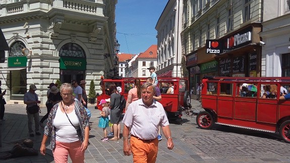 V Bratislave môžeme čakať až 33 stupňov Celzia