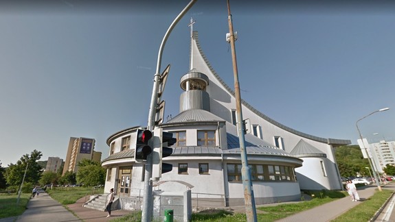 Barbarstvo: V Dúbravke niekto poškodil kostol