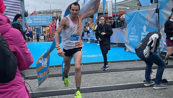 Bratislava Marathon vyhral Ukrajinec Taras Ivaniuta, medzi  ženami dominovala Ines Jozičová