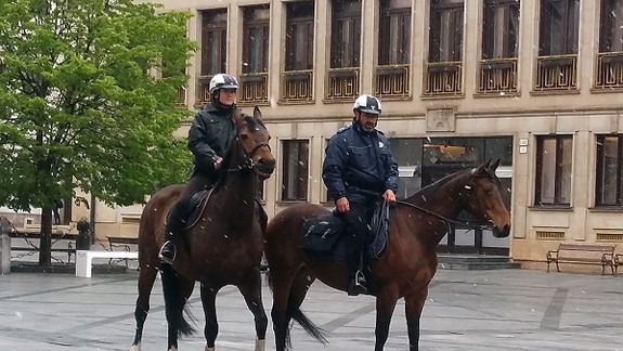 Do ulíc sa vrátili spoločné policajné hliadky na koňoch