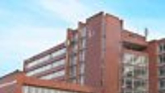  Poliklinika Tehelná má dlh 16 miliónov korún