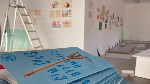 V KHB otvorili výstavu detskej tvorby umelcov rôznych generácií