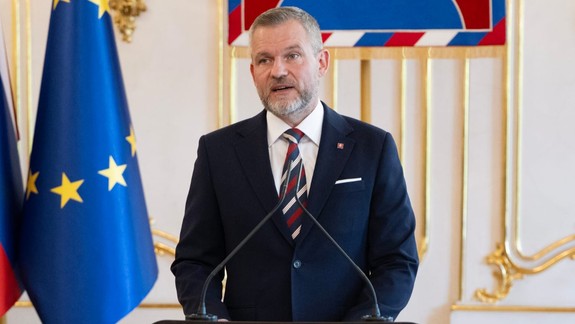 Prezident vyhlásil referendum s dvomi otázkami na 4. júla