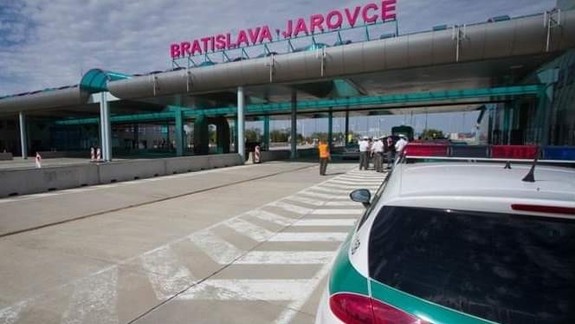 Na hraničnom priechode Jarovce objavili kamión s migrantmi