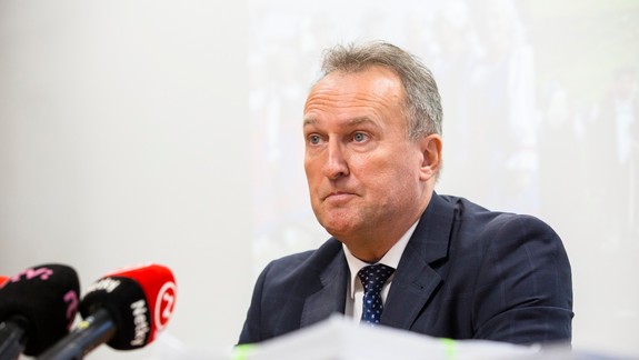 Analytik varuje: Blackout či lockdown - od strachu je už len krok k panike