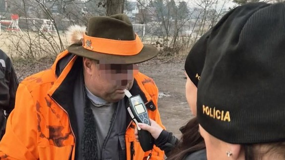 Policajti dali fúkať poľovníkon na Záhorí pred „štefanskou“ poľovačkou
