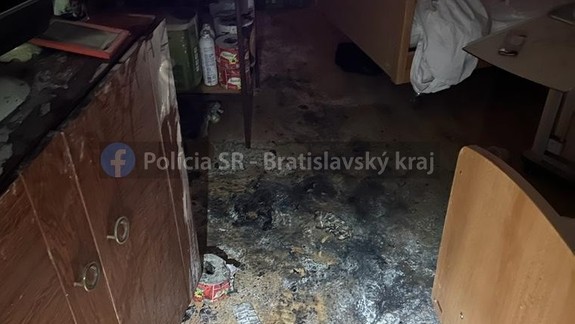 K tragédii stačí málo: Nedeľný požiar v Dome tretieho veku mohla spôsobiť horiaca sviečka