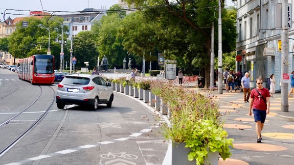 Na návrhoch obnovy Námestia SNP a okolia budú pracovať štyri tímy