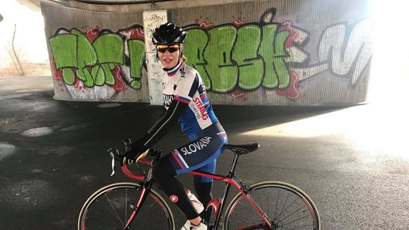 Nicholsonová chce zmeniť zákon v prospech cyklistov. Kde je pre ňu jazda po Bratislave katastrofou?