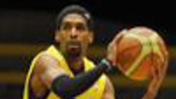 Basketbalisti Interu sa zomkli a porazili Ostravu