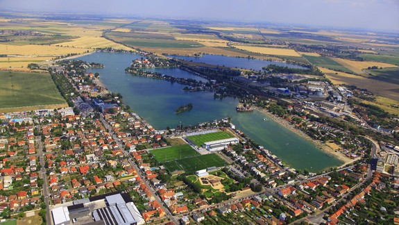 Michalovčan s 2,3 promile si sadol na Seneckých jazerách za volant, ale policajt v civile mu v jazde zabránil!