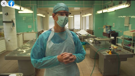 VIDEO: Chrípka? Kdeže, smrť nastáva rýchlo. Patológ vysvetľuje rozdiel medzi obeťami COVIDU-19 a chrípky