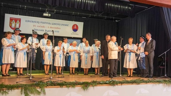 V Záhorskej Bystrici sa dnes koná Záhorácky festival ľudovej piesne