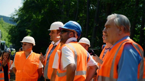 Cesta na Pezinskú Babu má byť opravená o štyri mesiace