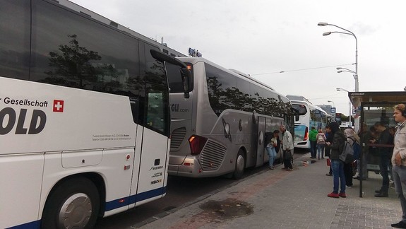 Turisti v hlavnom meste: Ako dostať ich autobusy z centra?