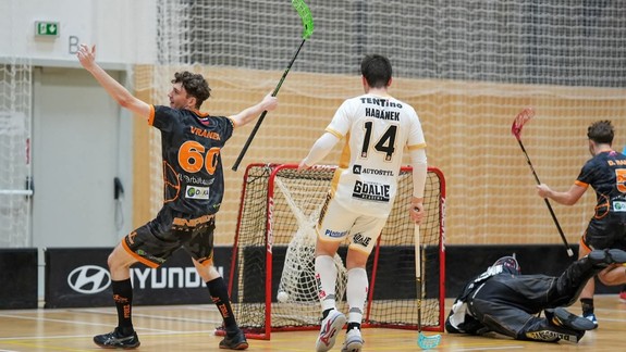 Florbal: Snipers Bratislava podľahli doma 1. FBC Trenčín 7:9