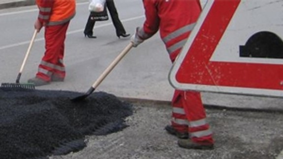 Rekonštrukciu chodníka Na hrádzi stihnú v termíne