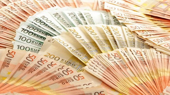 Prezidentskí kandidáti môžu na kampaň minúť najviac pol milióna eur