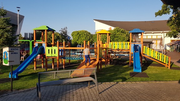 Nové ihrisko v Rovinke od Dobrého suseda