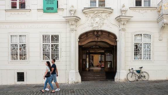 GMB vystavuje konceptuálne umenie bývalej Juhoslávie a Československa