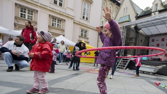 Počas akcie Bratislavské mestské dni určite nechajte auto doma, MHD bude posilnená