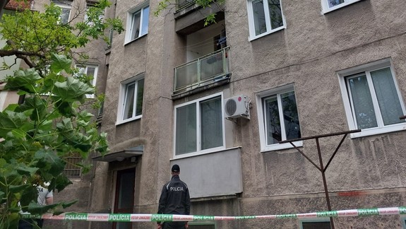 Tragédia na Múzejnej ulici: Policajtov privolali k už bezvládnemu telu muža