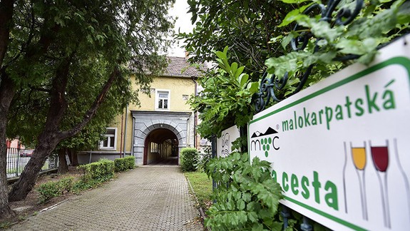 Kraj začal s rekonštrukciou kaštieľa v Modre