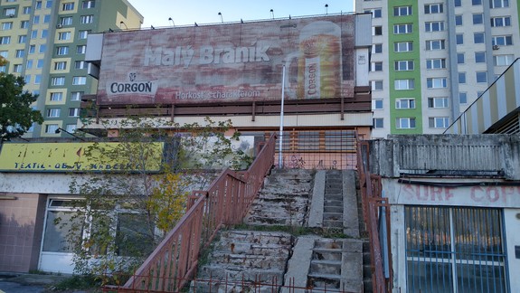 Chátrajúci Braník v Petržalke: Mesto ho chcelo predať, dopadlo to nakoniec inak