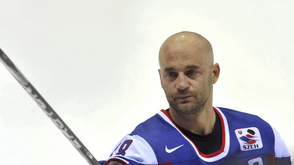 VIDEO: S výzvou bratislavského fanúšika vzdať poctu Paľovi Demitrovi sa stotožnilo celé Slovensko!