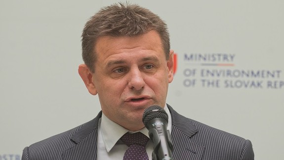 Prípad skládka vo Vrakuni pokračuje. Ministerstvo reaguje na plánovaný protest občanov