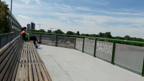 Muž skočil zo Starého mosta do Dunaja - chcel sa osviežiť či zabiť?