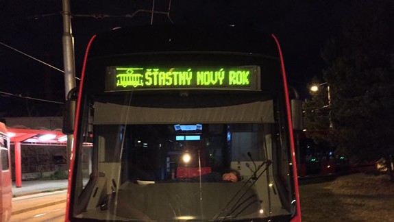 FOTO: Aj takéto fotografie posielajú Bratislavčania do súťaže o ročnú električenku zadarmo