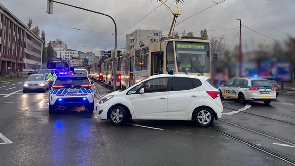 Videli ste tragickú nehodu na Račianskej? Polícia hľadá svedkov