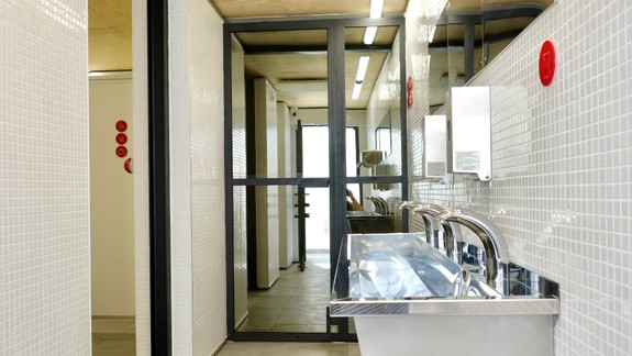 V Sade Janka Kráľa sú otvorené novozrekonštruované verejné toalety