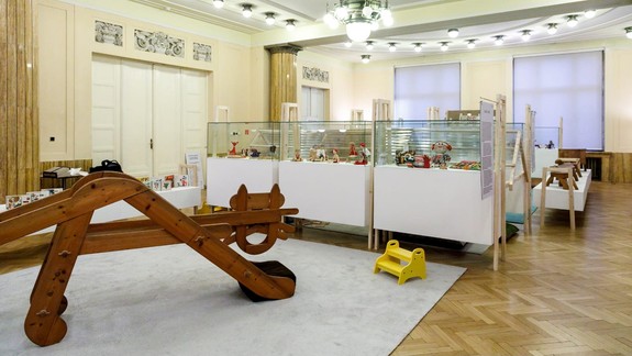 V SNM môžete vidieť výstavu Deťom na mieru, sprevádza ju rovnomenná publikácia